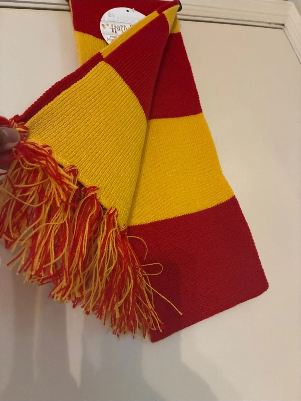Harry Potter - Gryffindor ( unisex) Scarf - Picture 2 of 6